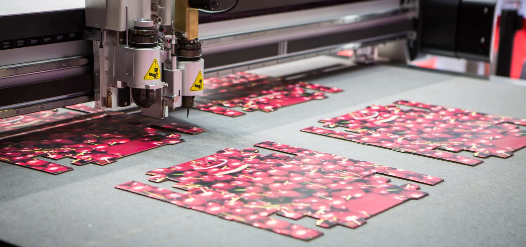 Digital knife rubber cutting